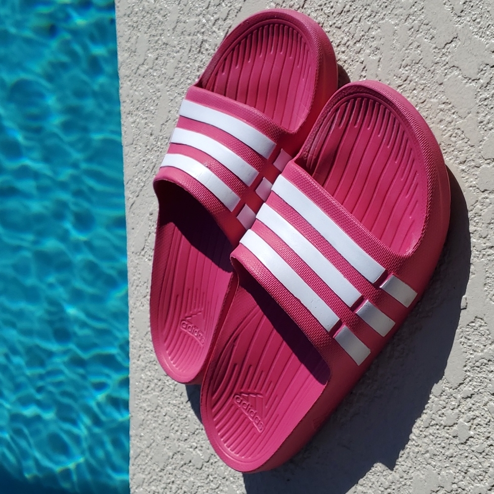 Adidas pink slides kids size 4 (women's size 6)